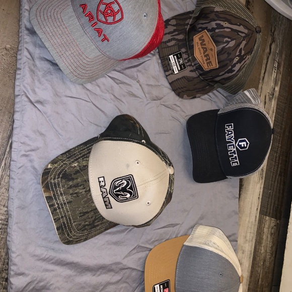 Hats name brand - Picture 2 of 3